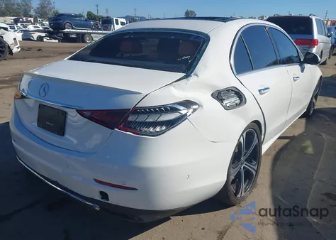 2024 Mercedes-Benz C 300 из США, поврежденный, VIN W1KAF4GB2RR205397